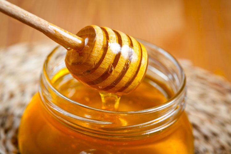 Desi Shehad Honey Pure Natural Original Bara باغات اور جنگلات کا قدرتی خالص اصلی بڑی مکھی کا شہد (250mg)