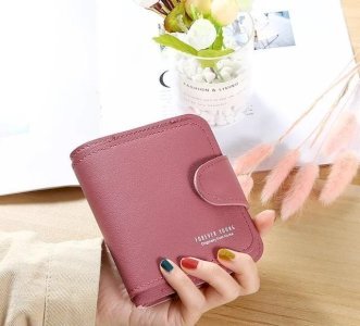 Women Leather Plain Wallet 