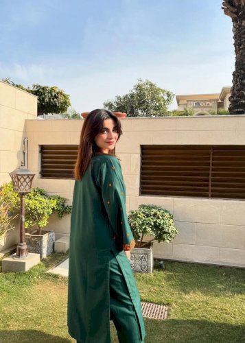 Golden grace 2pcs embroidered (stitched)