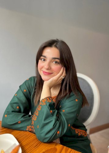 Golden grace 2pcs embroidered (stitched)