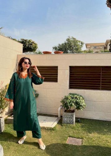 Golden grace 2pcs embroidered (stitched)