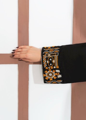 Koh-e-Noor 2PCS – Black Embroidered Linen Kurta Set